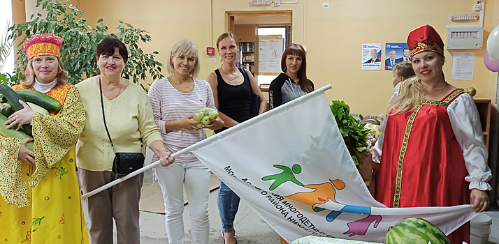 Выращенные многодетными семьями овощи раздали на ярмарке в Нижнем Новгороде