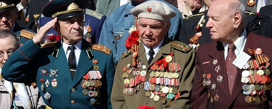 Курские власти выплатят ветеранам по 20 тыс. рублей ко Дню Победы