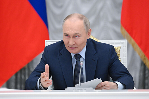 Путин призвал организовать поддержку российского мессенджера