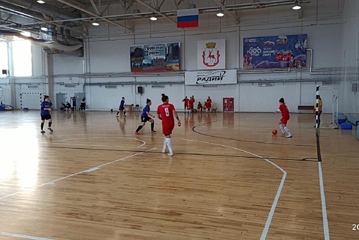 Два городских чемпионата прошли в ФОКе «Приокский» в День всех влюблённых