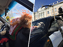Эвакуатор провез по Кургану авто со скелетом за рулем и окровавленной куклой