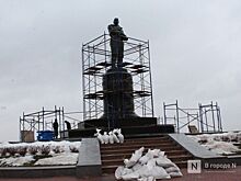 Реставрация памятника Чкалову началась на площади Минина и Пожарского