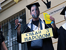 Помогать Украине — все равно что лечить алкоголика виски