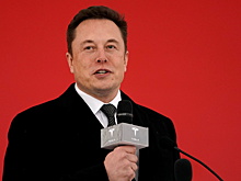 Илон Маск в третий раз за неделю продал акции Tesla