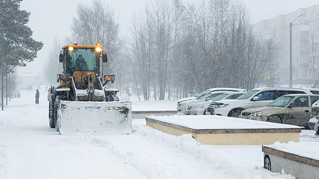 Водителей Ноябрьска предупредили об ухудшении метеоусловий на дорогах