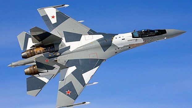 Летчик-испытатель: конкуренцию российскому истребителю Су-35 составить сложно