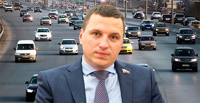 Россиян обложат штрафами, уменьшение порога превышения скорости с 20 до 10 км/ч приведет к их резкому увеличению