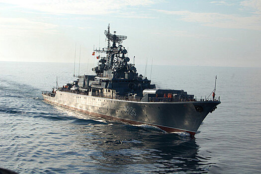 Сторожевые корабли ВМФ России вошли в Средиземное море