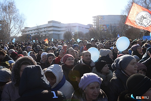 «Смиримся, поживём немного и в радости умрём»: цитаты участников молебна за храм святой Екатерины