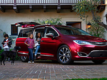 Chrysler выпустил новую версию минивэна Pacifica для России