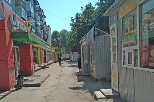 Кое-где в Ульяновске – явный переизбыток уличных киосков. Почему разрешают?