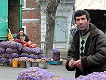 Госдума не поддержала идею о возврате уличных рынков