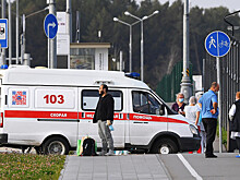 В Москве машина скорой перевернулась после столкновения с автомобилем