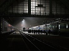 На Украине 400 пассажиров поезда застряли в пути почти на сутки