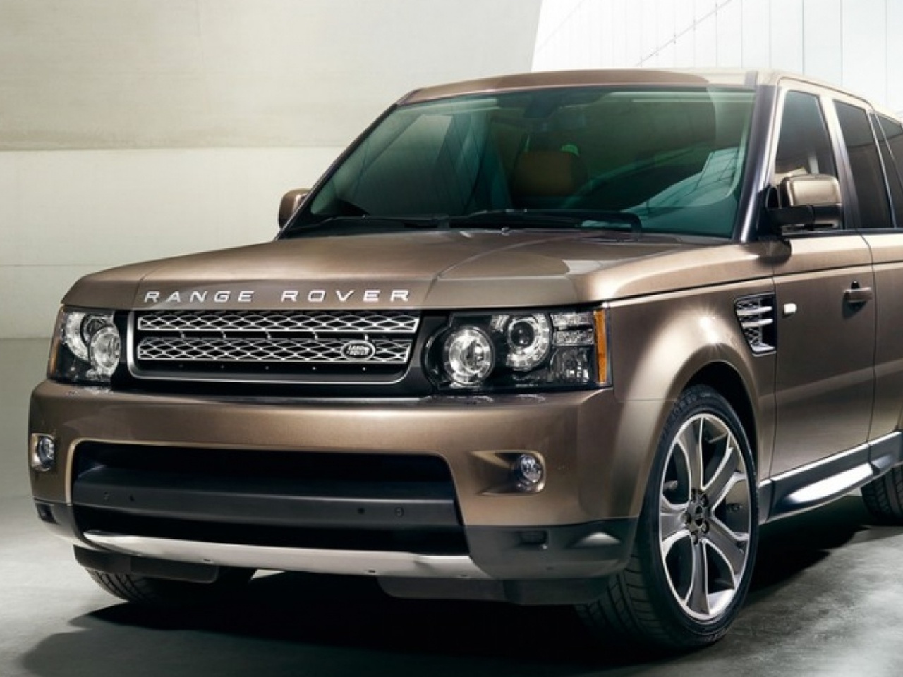 Range rover i. Range rover i