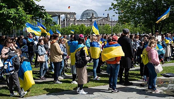 В Германии предложили разместить украинских беженцев в спортзалах