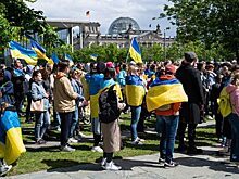 В Германии предложили разместить украинских беженцев в спортзалах