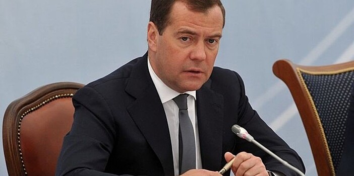 Медведев: ВЭБ в 2017 году выполнил показатели стратегии развития