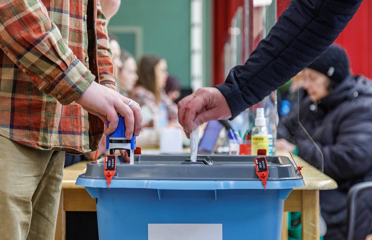 В Эстонии работают над запретом для россиян голосовать на местных выборах