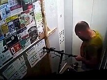 Появилось видео взрыва электросамоката в движущемся лифте с россиянином внутри