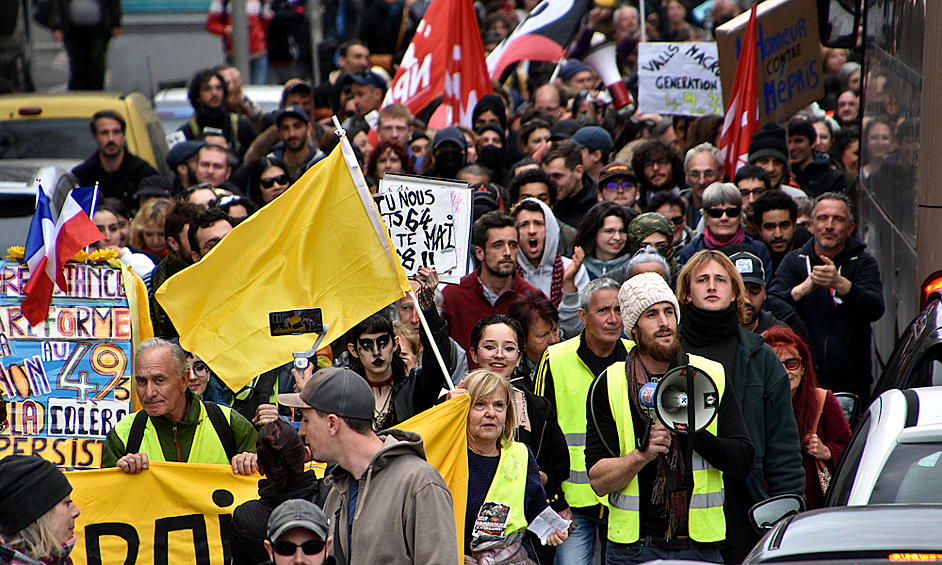 Акция протеста против пенсионной реформы в Марселе, 18 марта 2023 года