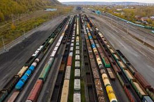 Рашид Сайбаталов: количество брошенных поездов на сети РЖД существенно сократится к ноябрю этого года