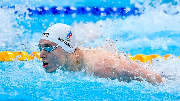 Российский пловец Минаков вышел в финал Олимпиады на 100 метрах баттерфляем