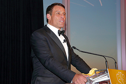 Генпрокурора попросили проверить все коуч-центры после лекции Тони Роббинса