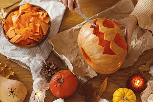 Депутат Ветров предложил ввести в РФ аналог Хэллоуину с кабачками и закрутками