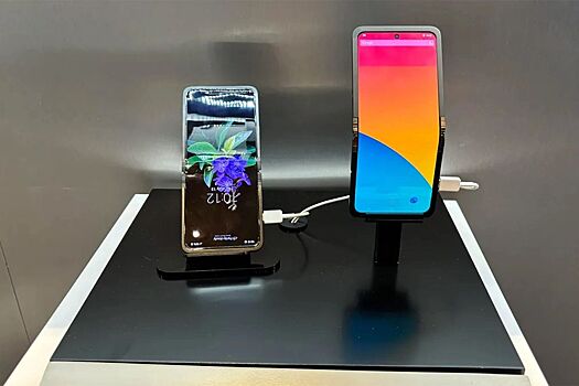 Samsung представила сгибаемый в обе стороны смартфон Flex In &amp; Out Flip