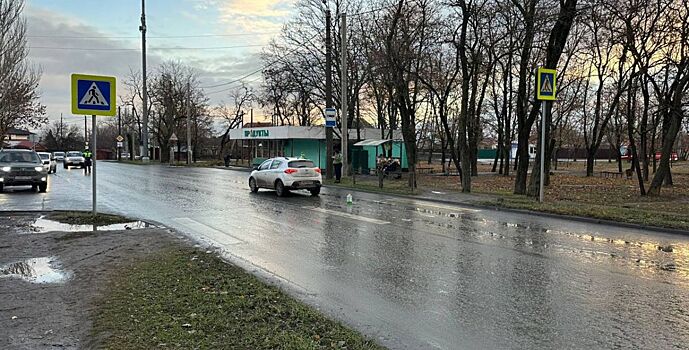 В Таганроге на пешеходном переходе сбили несовершеннолетнего пешехода