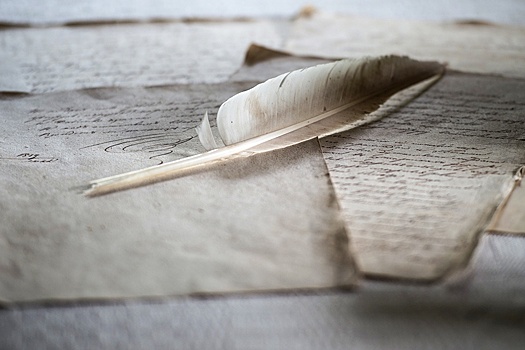 Опрос показал, что большинство людей пока отличают ИИ-контент от рукописного