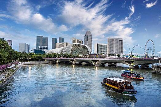 Сингапур переведет все портовые суда на электродвигатели