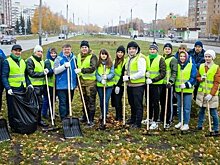 Более 300 волонтеров НКНХ вышли на уборку проспекта Химиков
