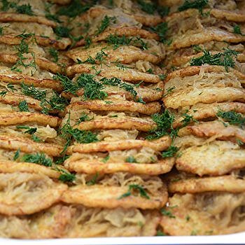 Блюдо с десятком имен. Какую любимую еду готовят украинцы из теперь импортного корнеплода