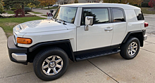 Поддержанный Toyota FJ Cruiser 2014 продан за сногсшибательные 6 млн рублей