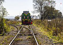 Легковушка протаранила поезд во Владивостоке