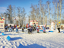 Соскучились по снегу: в Камышле провели первую лыжную гонку сезона