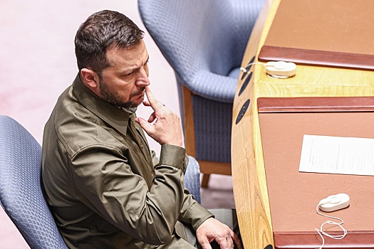 Зеленский подписал законы против &laquo;черного&raquo; экспорта зерна