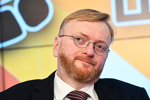 Депутат Милонов призвал обсуждать на работе посещающих секс-шопов сотрудников
