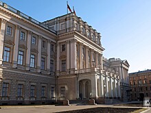 В петербургский ЗакС выдвигаются молодые кандидаты