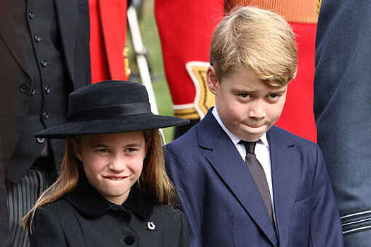 Камилла отругала Кейт за поведение детей на похоронах Елизаветы II