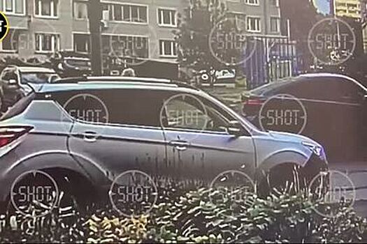 Появилось видео поджога BMW замначальника управления Генштаба