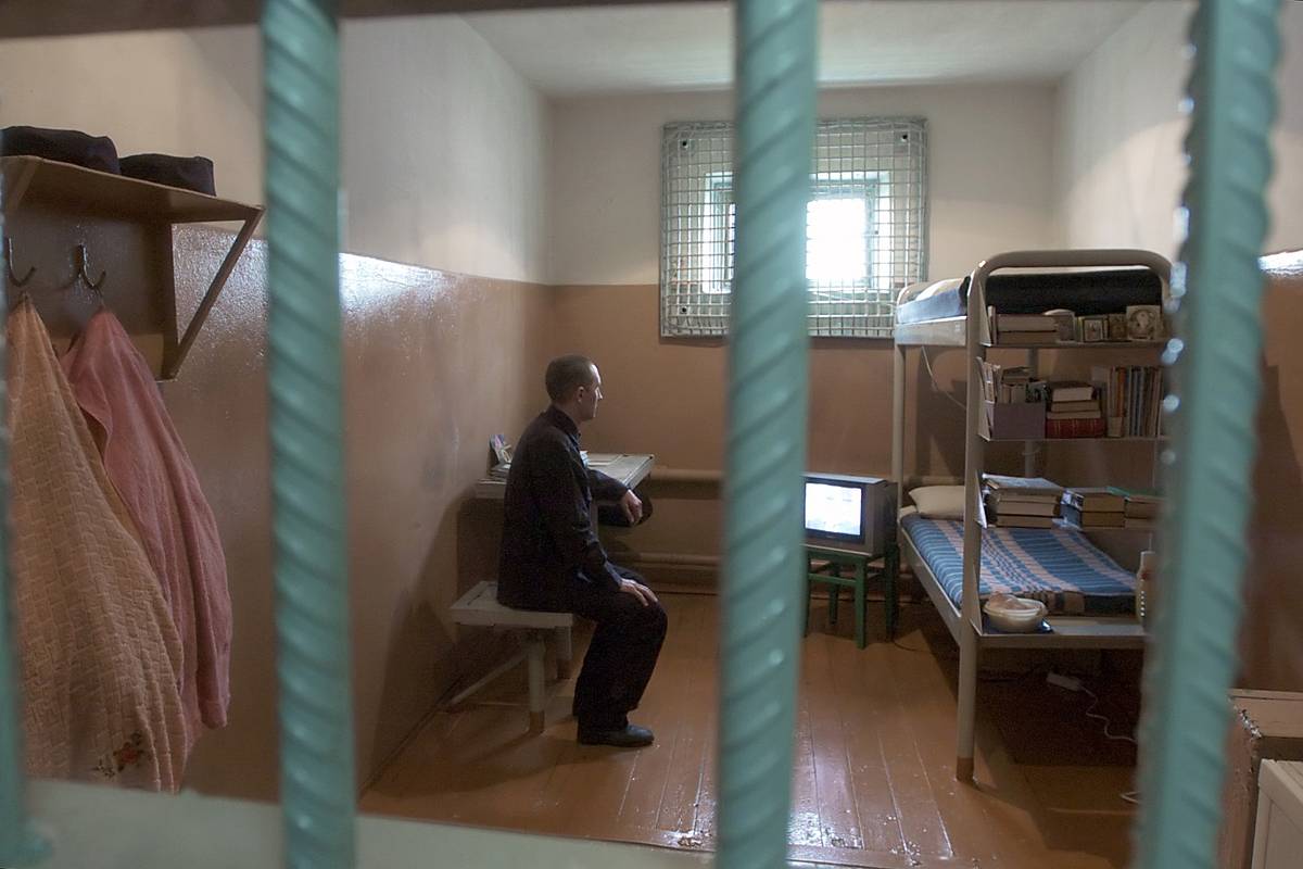 Насмотревшийся антироссийского контента мужчина попал в колонию на 14 лет