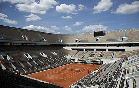 Организаторы Roland Garros проведут турнир с ограничениями по количеству зрителей
