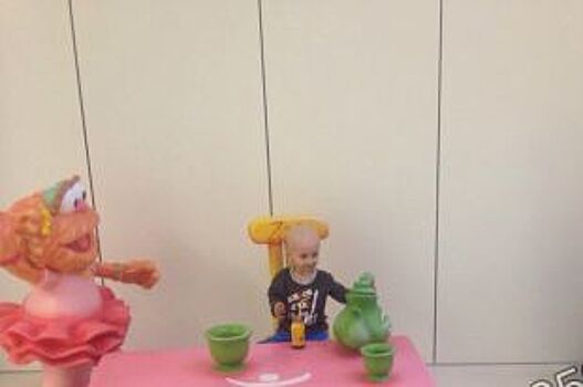 Двухлетний онкобольной Захар из Саратова долетел до Барселоны