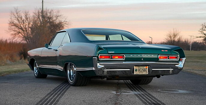 Компания Roadster Shop представила отреставрированный Pontiac 1966 года