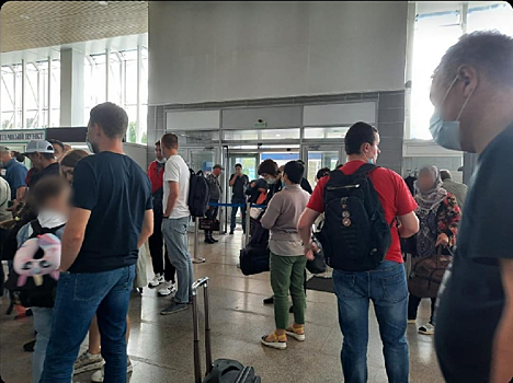 Из-за задержки рейса благовещенка не могла 9 часов вылететь в Новосибирск