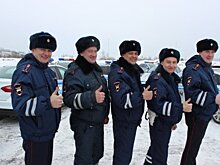 В Иркутске сотрудники ГИБДД приняли участие во флешмобе, посвященном Международному женскому дню