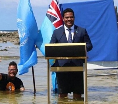 Министр из Полинезии выступил перед ООН, повторив мем челябинского школьника &ldquo;офисная рутина&rdquo;
